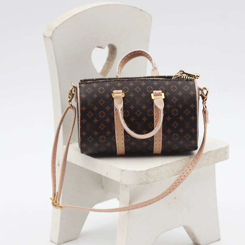 Labubu Handbag – High-End Baby Bag, Crossbody & Shoulder Bag | nekolulu 9 Labubu Handbag – High-End Baby Bag, Crossbody & Shoulder Bag | nekolulu - Image 9