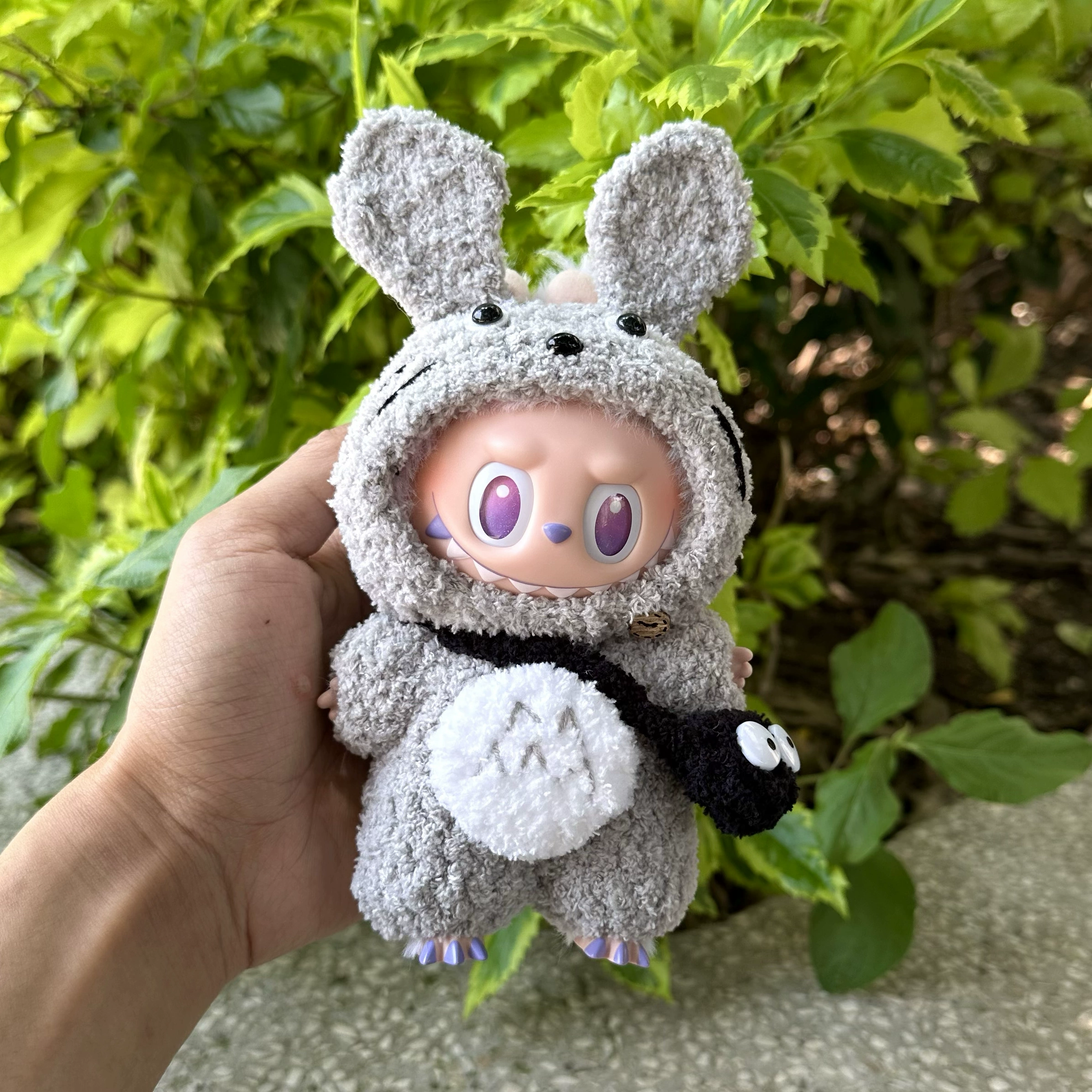 Labubu Clothes – Handmade Totoro-Inspired Outfit Set | nekolulu 4 Labubu Clothes – Handmade Totoro-Inspired Outfit Set | nekolulu - Image 4