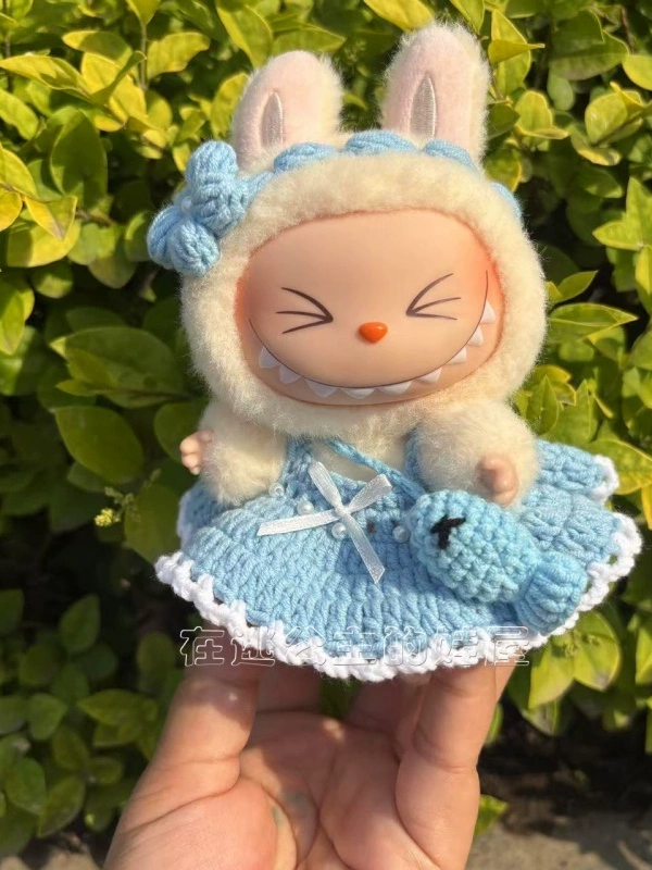 Labubu Clothes – Blue Crochet Dress & Bag Set | nekolulu 5 Labubu Clothes – Blue Crochet Dress & Bag Set | nekolulu - Image 5