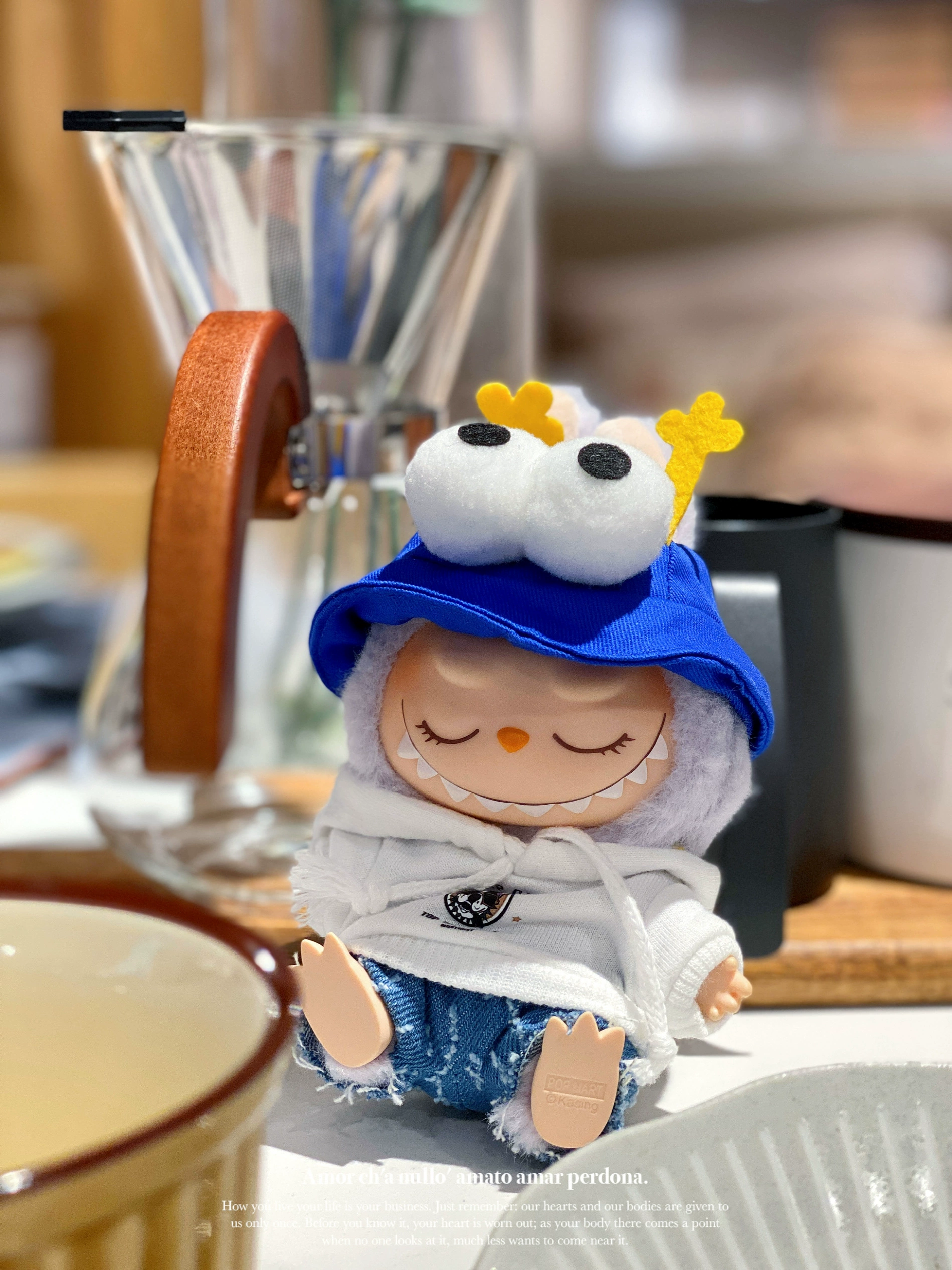 Labubu Clothes Set – Sweatshirt and Denim Shorts Outfit | nekolulu 1 Labubu Clothes Set – Sweatshirt and Denim Shorts Outfit | nekolulu