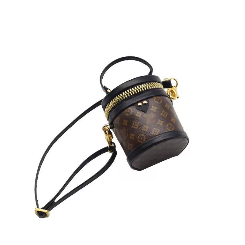 Labubu Handbag – High-End Baby Bag, Crossbody & Shoulder Bag | nekolulu 4 Labubu Handbag – High-End Baby Bag, Crossbody & Shoulder Bag | nekolulu - Image 4