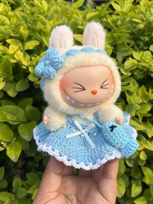 Labubu Clothes – Blue Crochet Dress & Bag Set | nekolulu 4 Labubu Clothes – Blue Crochet Dress & Bag Set | nekolulu - Image 4