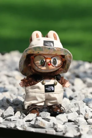 Labubu Clothes – White North Fisherman Hat & Overalls Set | nekolulu