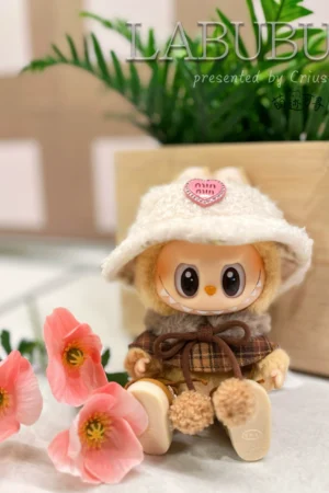 Labubu Clothes Set – Retro Plaid Cape Outfits | nekolulu