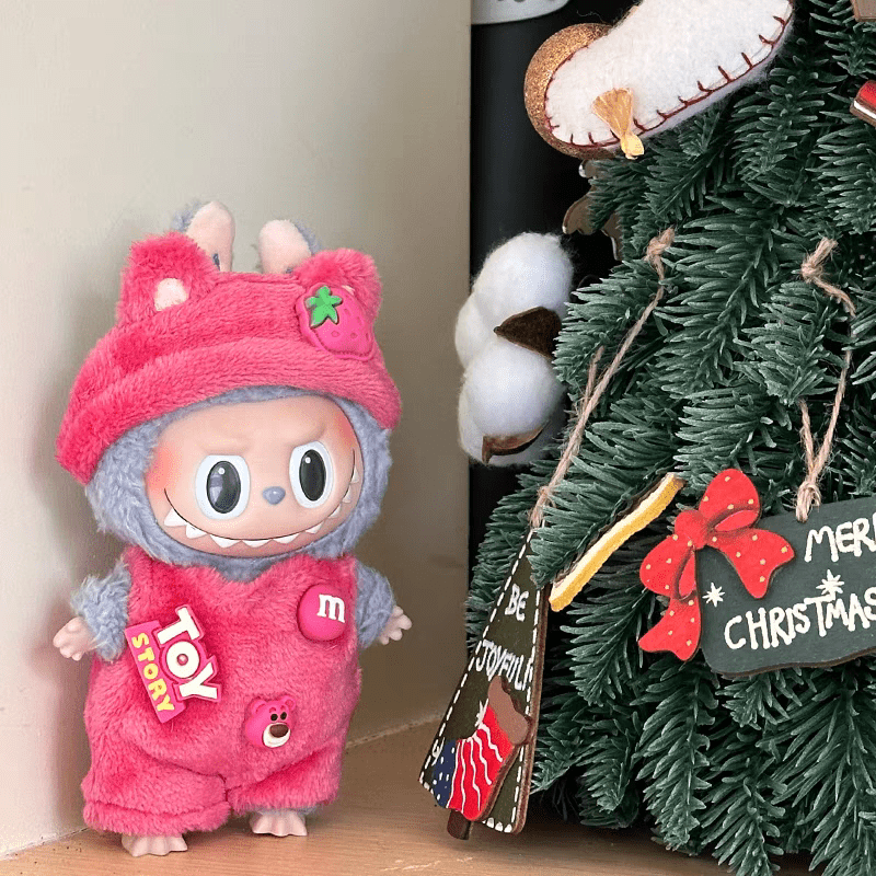 Labubu Clothes Set – Pink Strawberry Bear Outfit with Headband | nekolulu 4 Labubu Clothes Set – Pink Strawberry Bear Outfit with Headband | nekolulu - Image 4