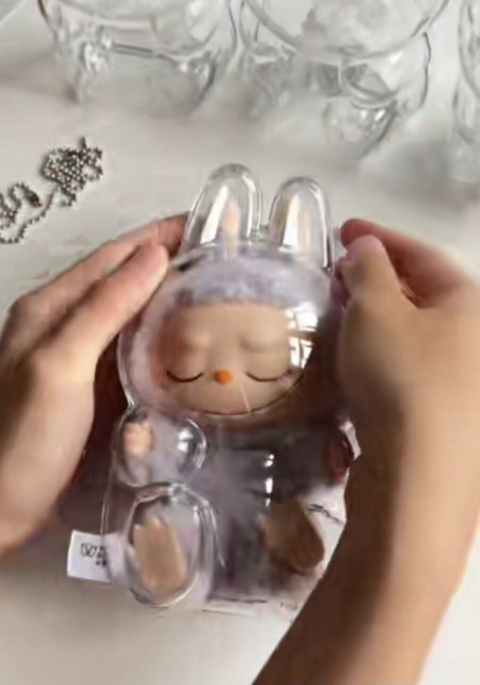 Labubu Clothes Set – Green Furry Bunny Case | nekolulu 3 Labubu Clothes Set – Green Furry Bunny Case | nekolulu - Image 3