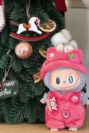 Labubu Clothes Set – Pink Fluffy Outfit with Hat & "Toy Story" Details | nekolulu