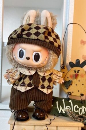 Labubu Clothes Set – Vintage Checkered Hat & Knitted Outfit | nekolulu