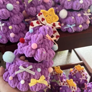 Purple Christmas tree baby clothes [baby not included]